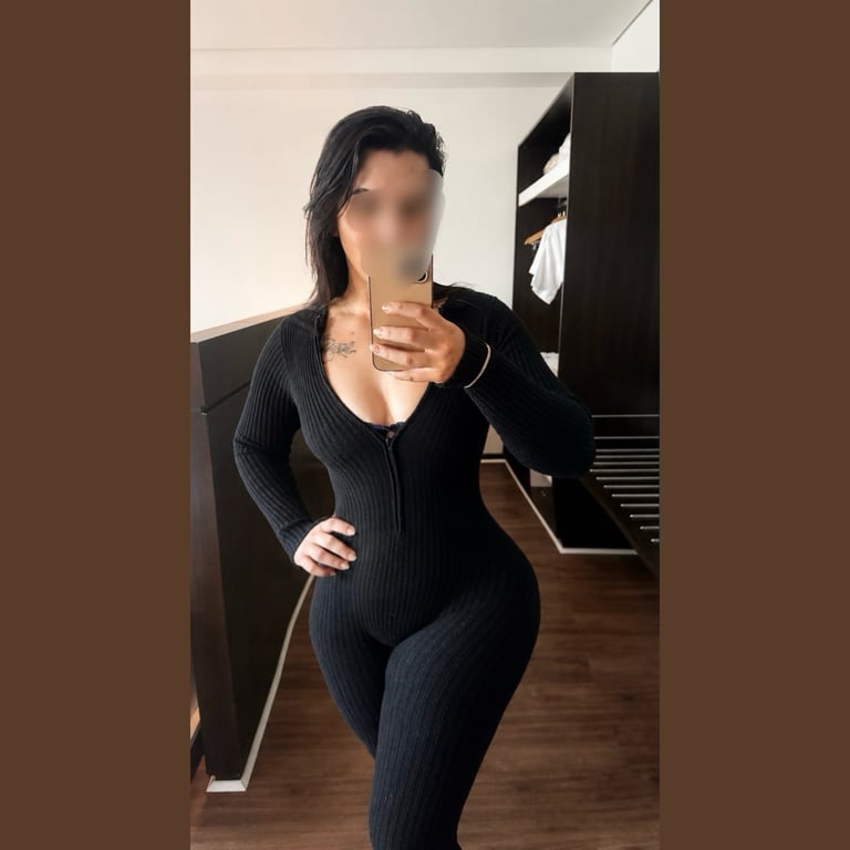 Maya Nuru Erótica Previas do atendimento no Club+18 Massagem sensual