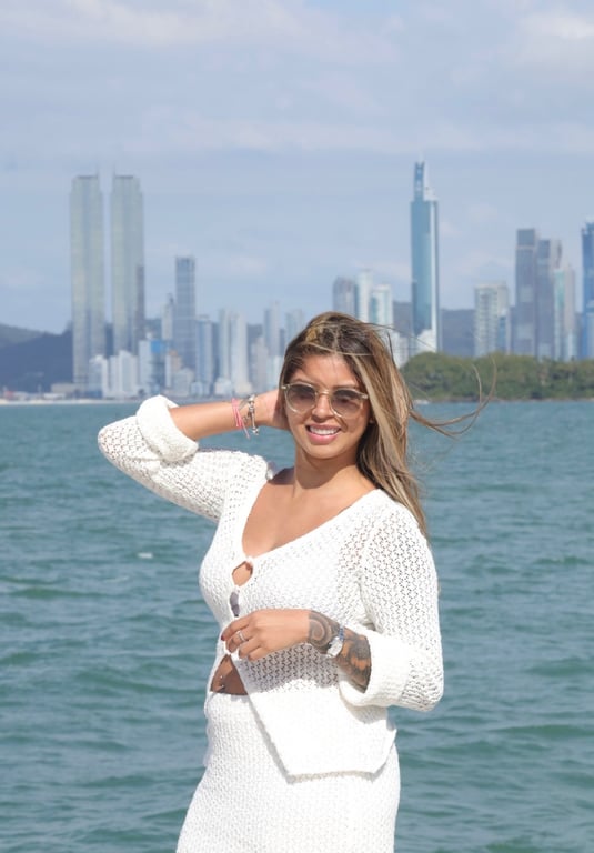 Nicole Massoterapeuta Massagem Relaxatântrica