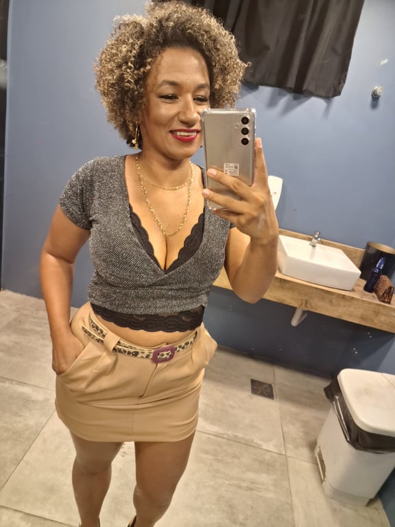 Tatih Terapeuta!!! Sensualidade a flor da pele!Diferente de tudo ! Massagem