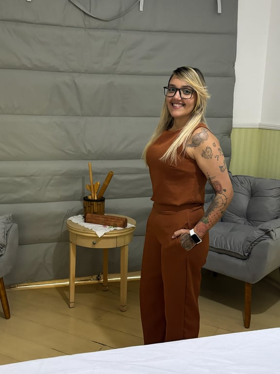 Milena Nasc Massagem tântrica