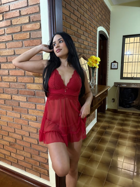Letícia Bitencourt Especialista Massagens Sensuais Massagem em