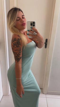 Massagista sensual em Balneário Camboriú - SC - Terapeuta- Uma experiência que vai além do toque...