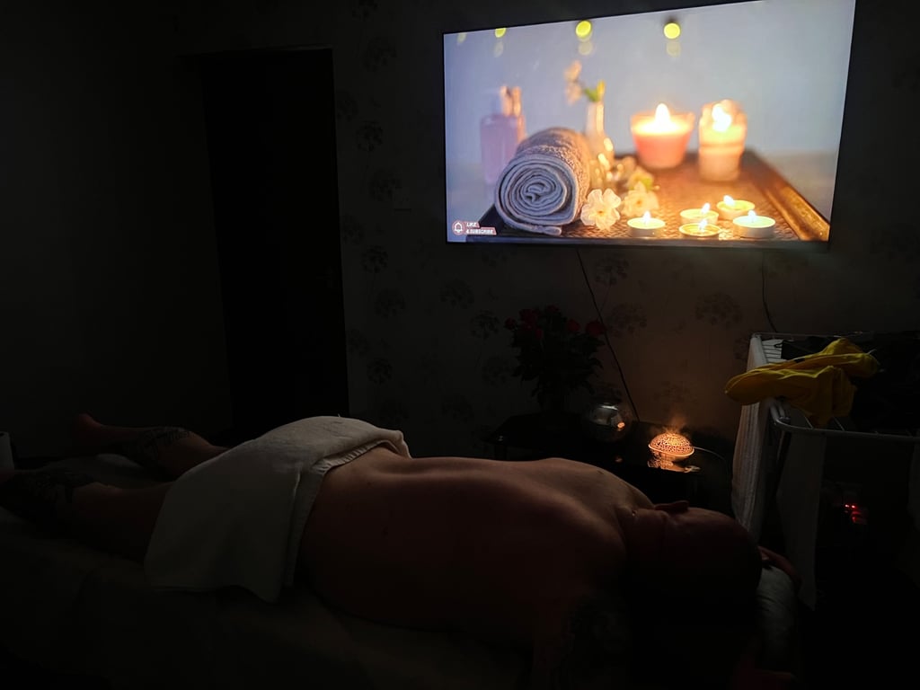 Aline Massagens | Experiência Premium Massagista em