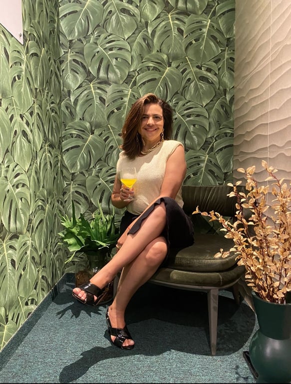 Mari Torres Terapeuta Tantrica Sensorial & Energetica Massagem nuru em