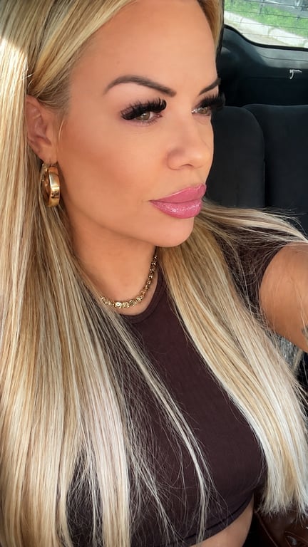 Laís Cardoso | Massagem Tântrica, Sensual e Nuru com Atendimento Exclu