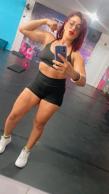 Laura Ferrax, massagens terapêuticas e corporais Massagem