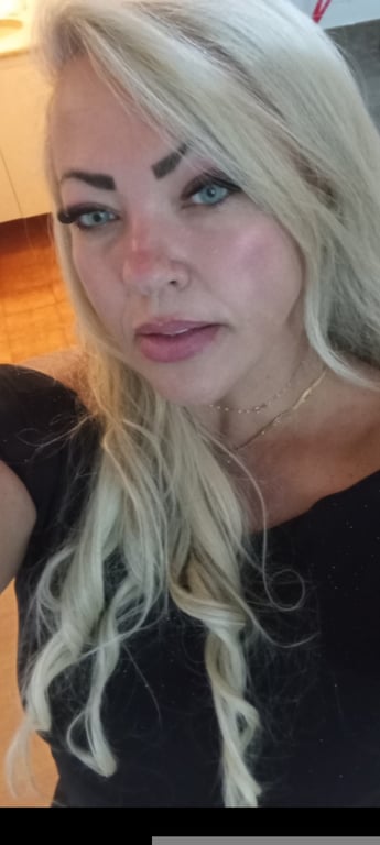 Sarah loira gaucha massoterapeuta maos de fada Massagem sensual em