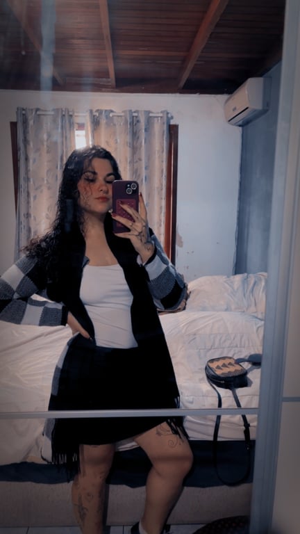 Yasmin | Massagem relaxante Massagem nuru em