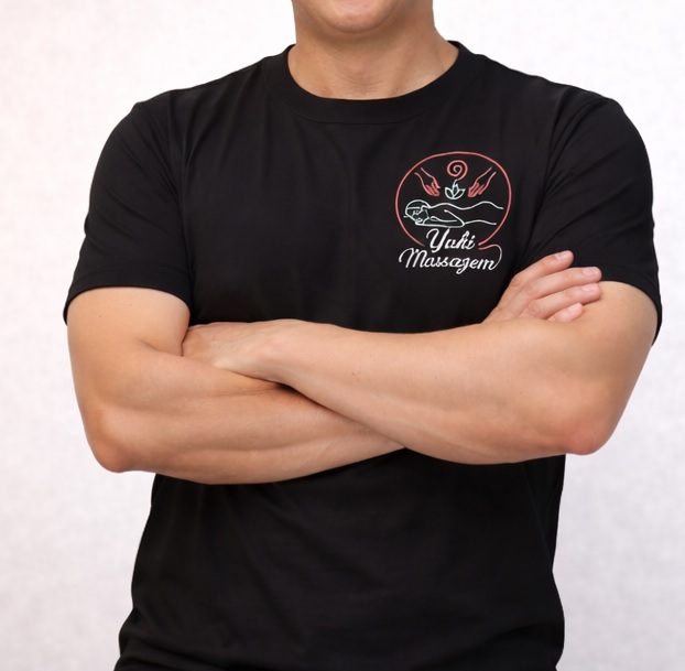 Yuki Massagista Exclusivo para Mulheres Quer sentir um novo prazer?