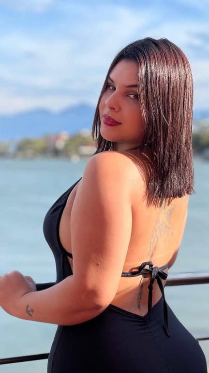 Terapeuta Aline Massagens Sensuais