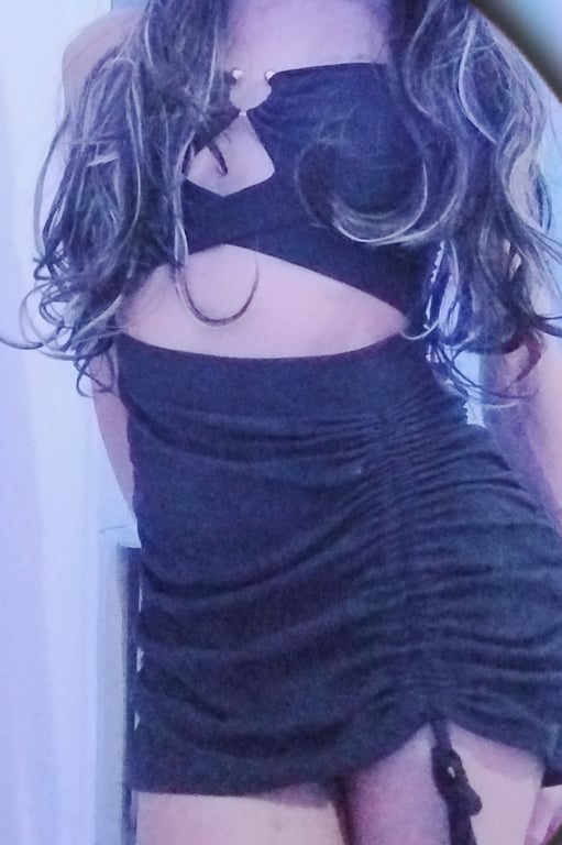 Cris trans Massagens Eróticas e Relaxantes, vem sentir meu toque.