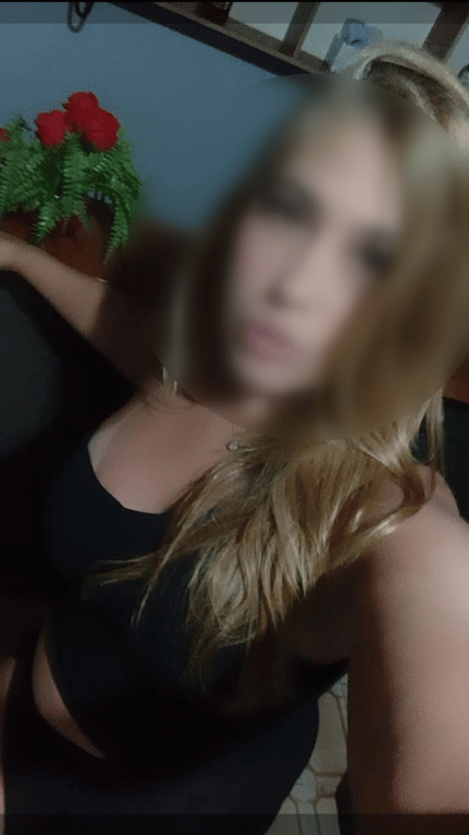 Alessandra Vieira toque preciso e suave , mix de massagem sensual Rela Massagista