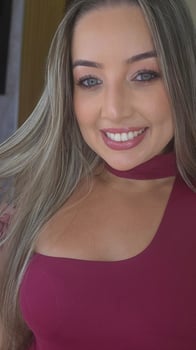 Antonella - sensual, sofisticada e irresistível!