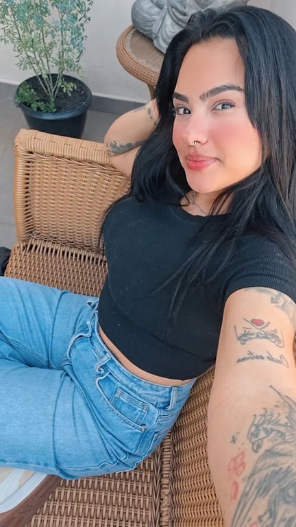 Maisa uma massagem inesquecível Em curta temporada em São Paulo, a Massagem sensual