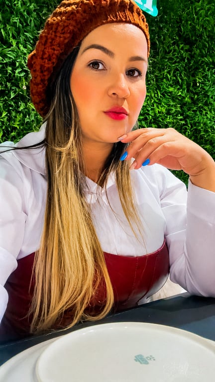 Penelope charmosa Massotrapeuta Massagem Tantrica e Noru Massagem tântrica em