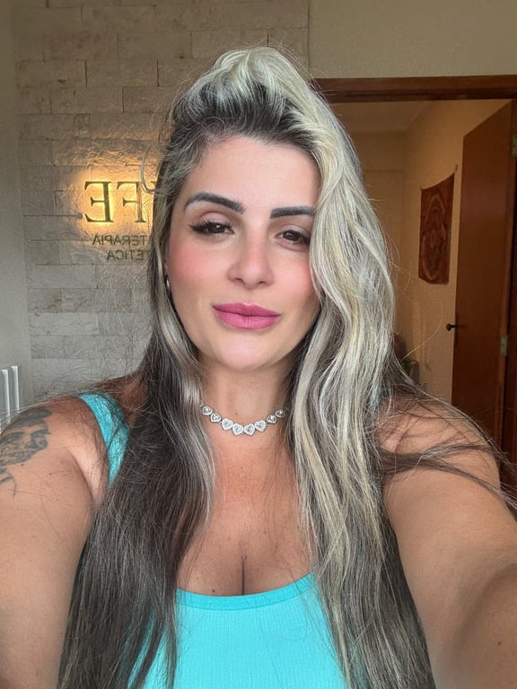 Melissa — Supere suas expectativas! Massagem