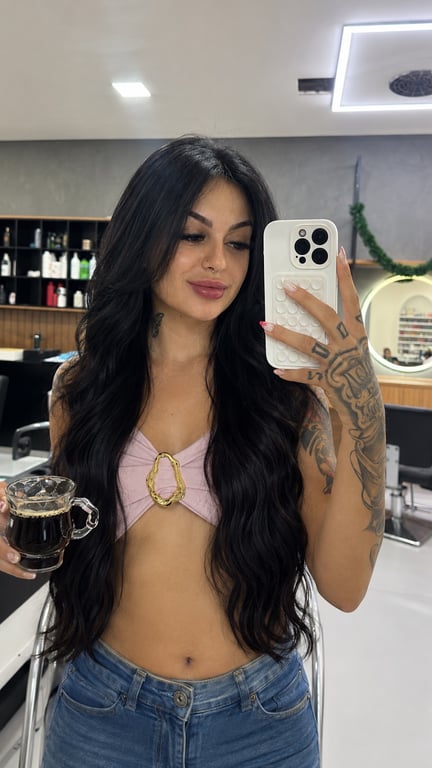 Bianca Alencar Massagista Tatuada