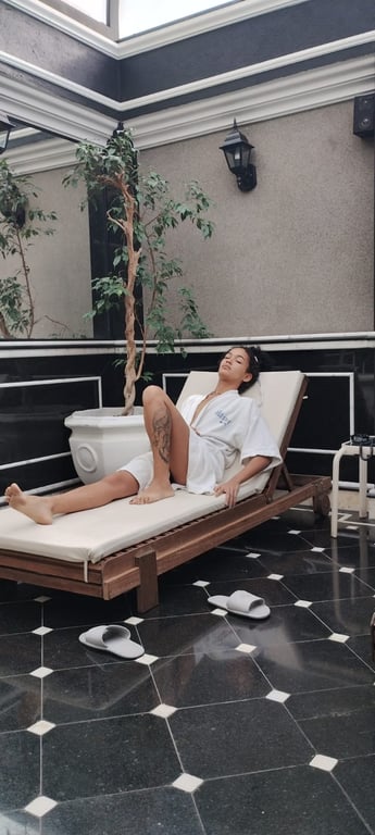 Terapeuta Melissa toques sensuais que entregam uma vivência erotica Massagista