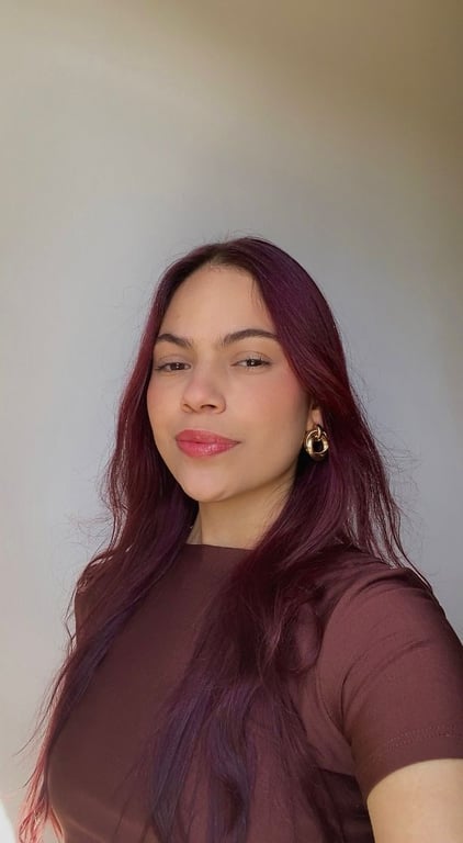 Anne – Terapeuta Corporal e Facilitadora de Experiências Sensoriais Massagista em