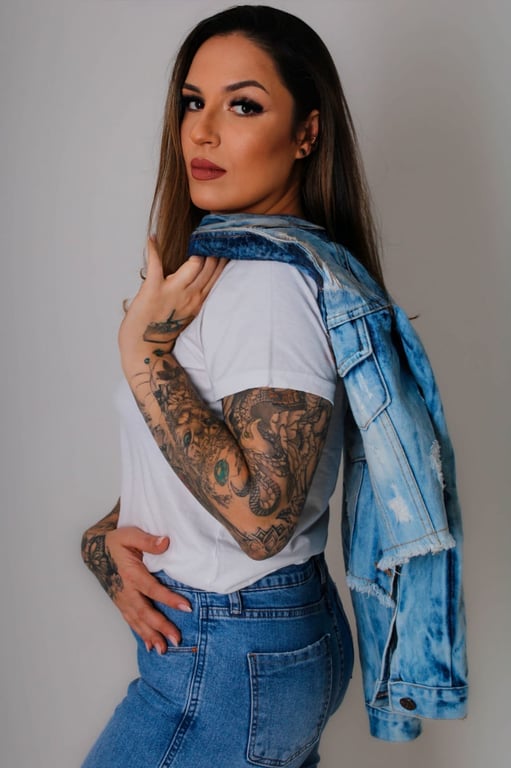 Tallitá Cruz Massagem Tântrica Massagem