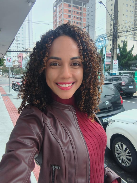 Angela Cristina, Terapeuta Integrativa