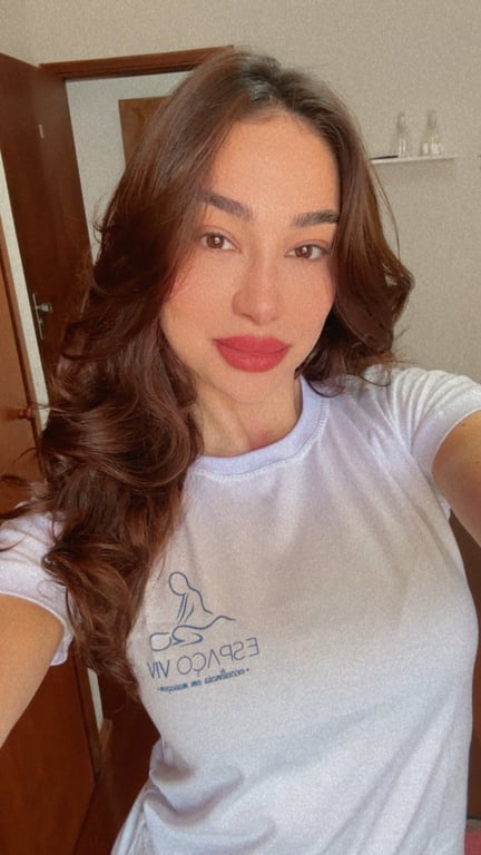 Alana | Massoterapeuta Massagem Relaxante, Nuru e Tailandesa Massagem