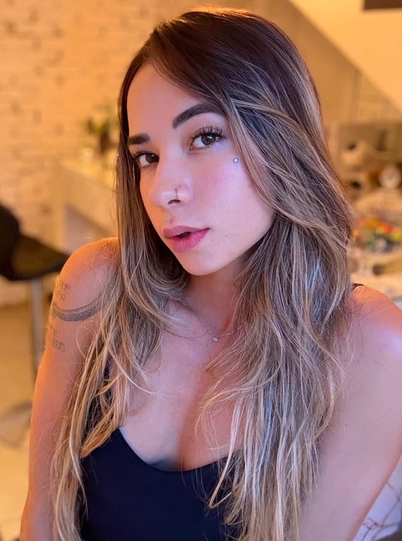 Aliss A loirinha dos seus sonhos Massagem tântrica em
