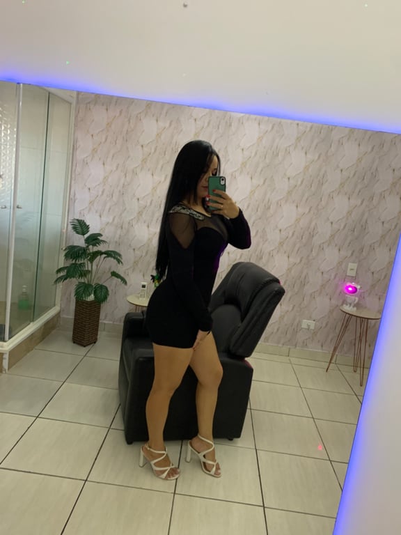 Milena Massagem sensual e nuru Massagem tântrica