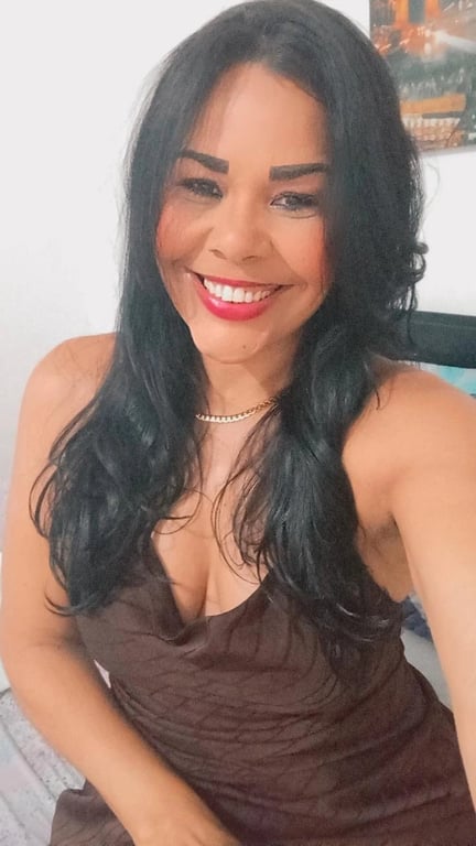 Vanessa | Massagens Relaxantes e Sensoriais Massagem tântrica em