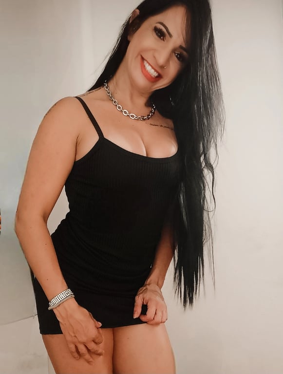 BÁRBARA Massagem completa delicada e experiente