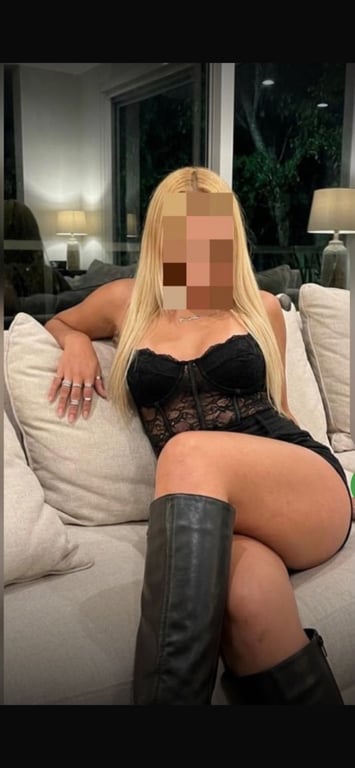 Loira delicada massagista (Bella) Massagem tântrica