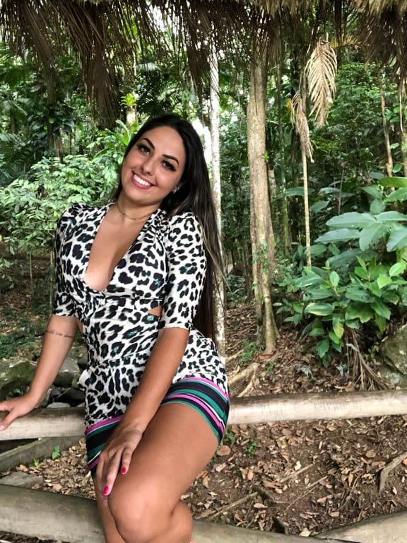 Helen Massagem nuru em