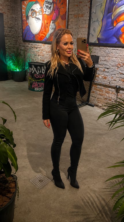 Laís Cardoso | Massagem Tântrica, Sensual e Nuru com Atendimento Exclu Massagista