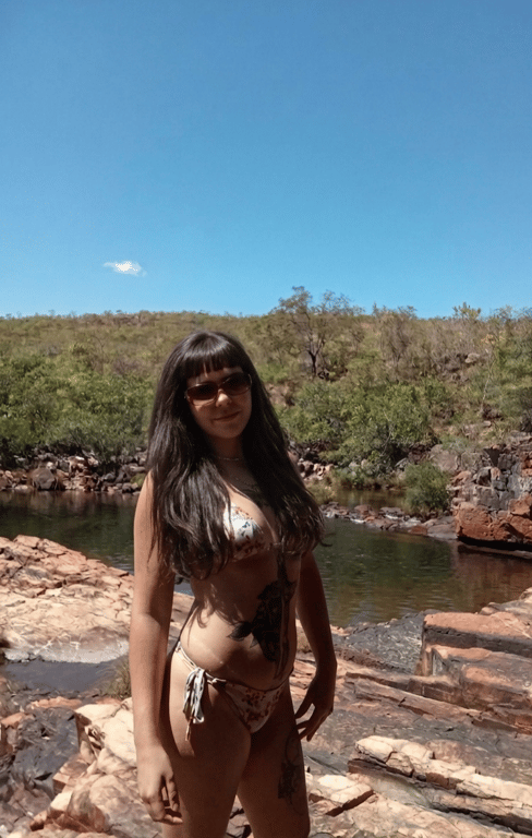 Amanda Charme discrição & requinte novamente em BSB Massagem nuru