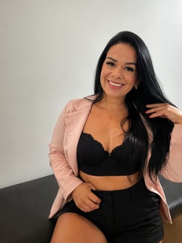 Anny, Estamos contratando massagista espaço Gliter