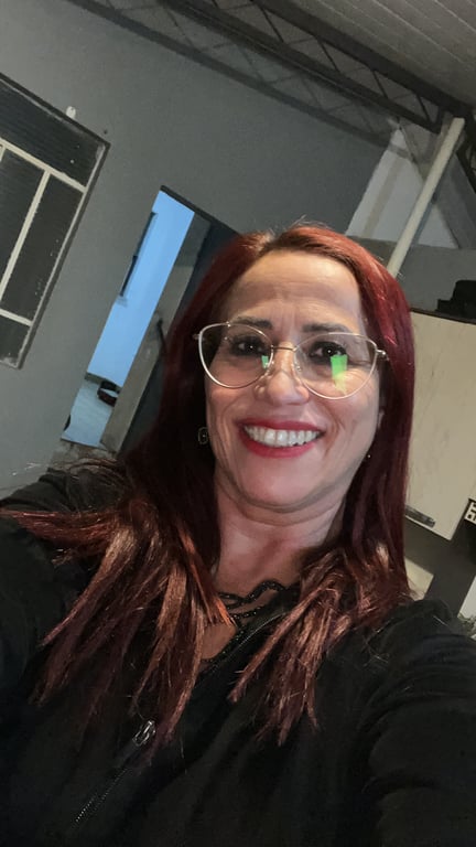 Kate Prem Pavitra Massagens e sensações, venha ficar de pernas bambas Massagem nuru em