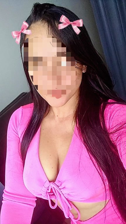 Caroline Silva Terapêuta Tântrica e Massoterapeuta