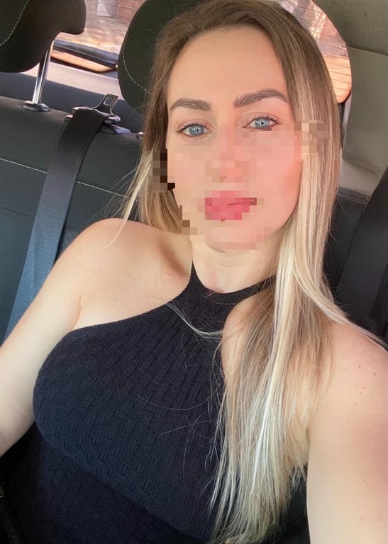 Alice Salles dedicada a oferecer um atendimento acolhedor