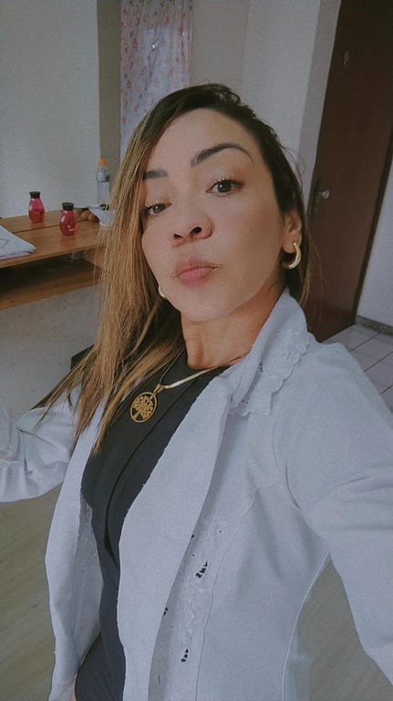 Ane Terapeuta massoterapeuta e sexóloga Massagem
