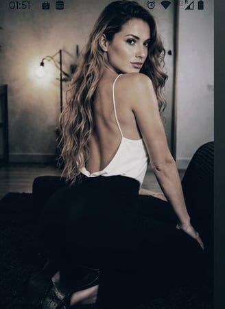 Massagista sensual em Campinas - SP - Bruna Lima Bruna | Uma experiência de massagem sensual, relaxante e in