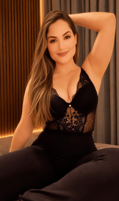 Rose Massagista Nuru Alto Padrão Experiência Premium Massagem