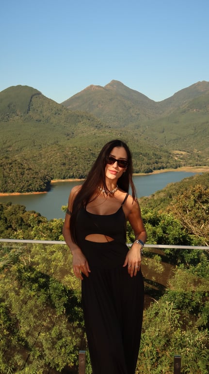 Mia | Bem Estar, Consciência Corporal e Experiências de Reconexão Massagem