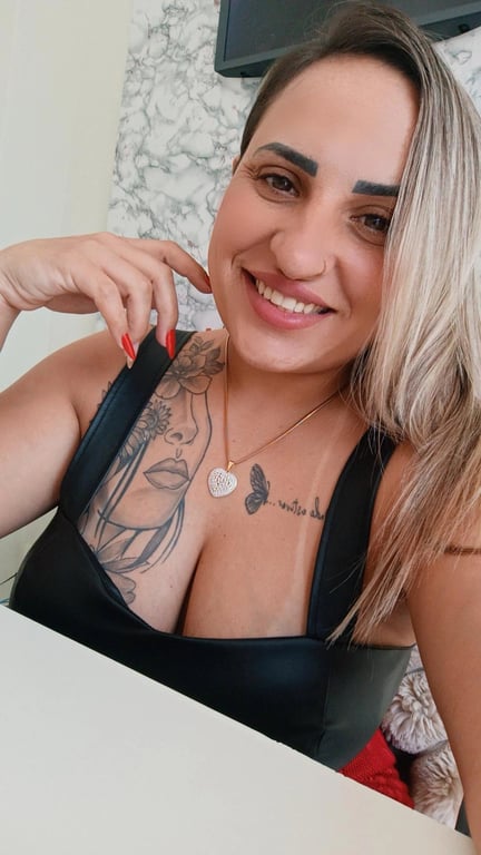 Skarlety Machado | Uma experiência sensorial diferenciada Massagem sensual em
