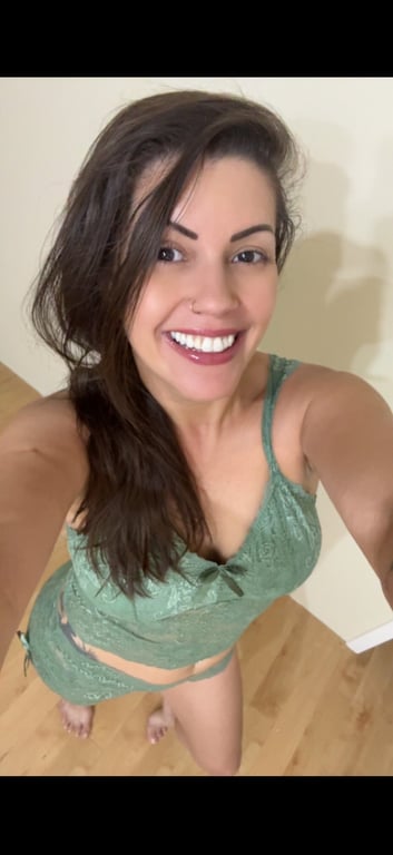 Sara Marcella Relaxante, Terapêutica, Nuru e Tântrica
