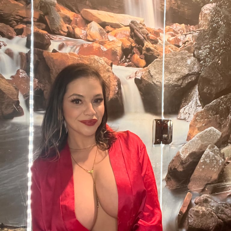 Ruby_ A melhor e mais completa terapeuta de SP