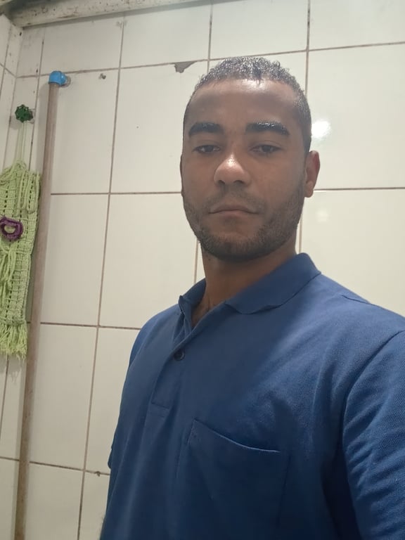 Romário massagem exclusivamente para mulheres