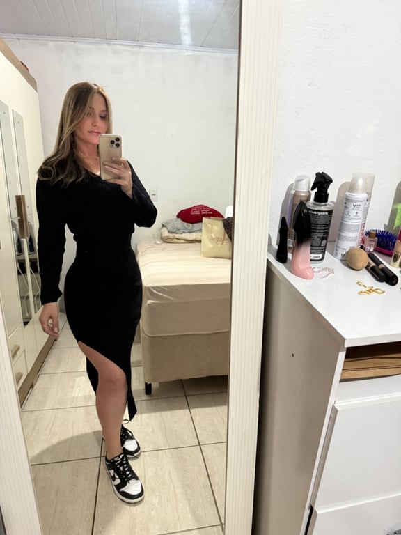 Ana diferentes técnicas de massagem Massagista em