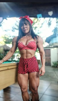 Renata - massagem tailandesa tântrica sensorial e relaxante muscular