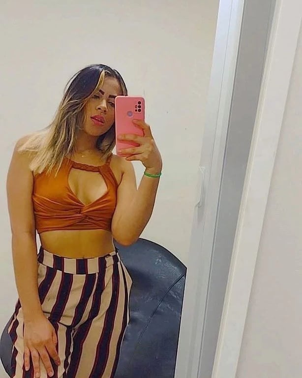 Nanda Ruby Massagem tântrica