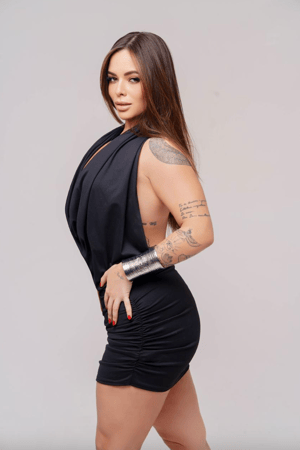 Elisa a Deusa da NURU